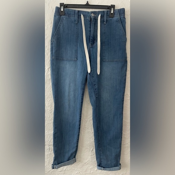 Judy Blue Denim - Judy Blue Clearwater Lightweight Cuffed  High Rise Straight Jeans Elastic; 7/28